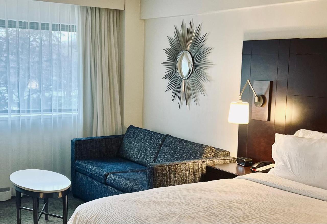 Holiday Inn Virginia Beach - Norfolk By Ihg Экстерьер фото