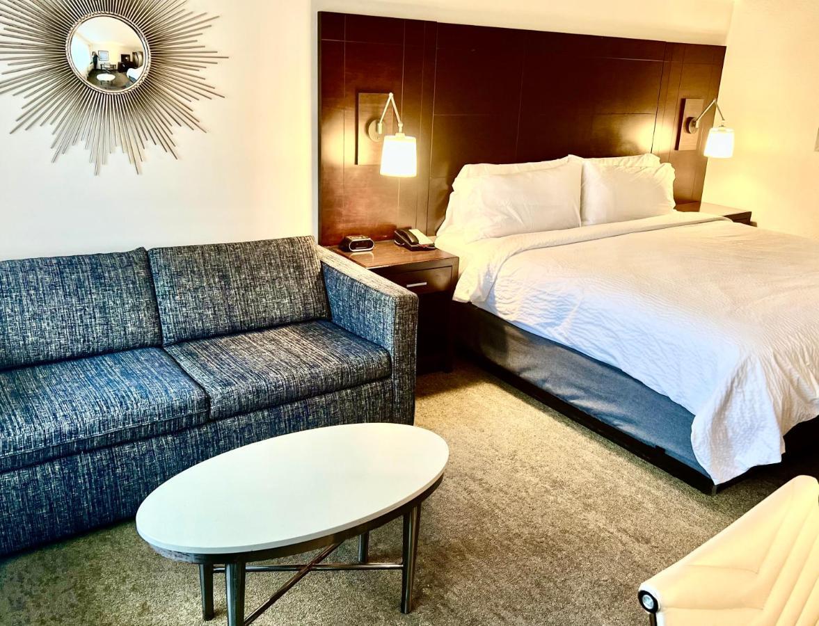 Holiday Inn Virginia Beach - Norfolk By Ihg Экстерьер фото