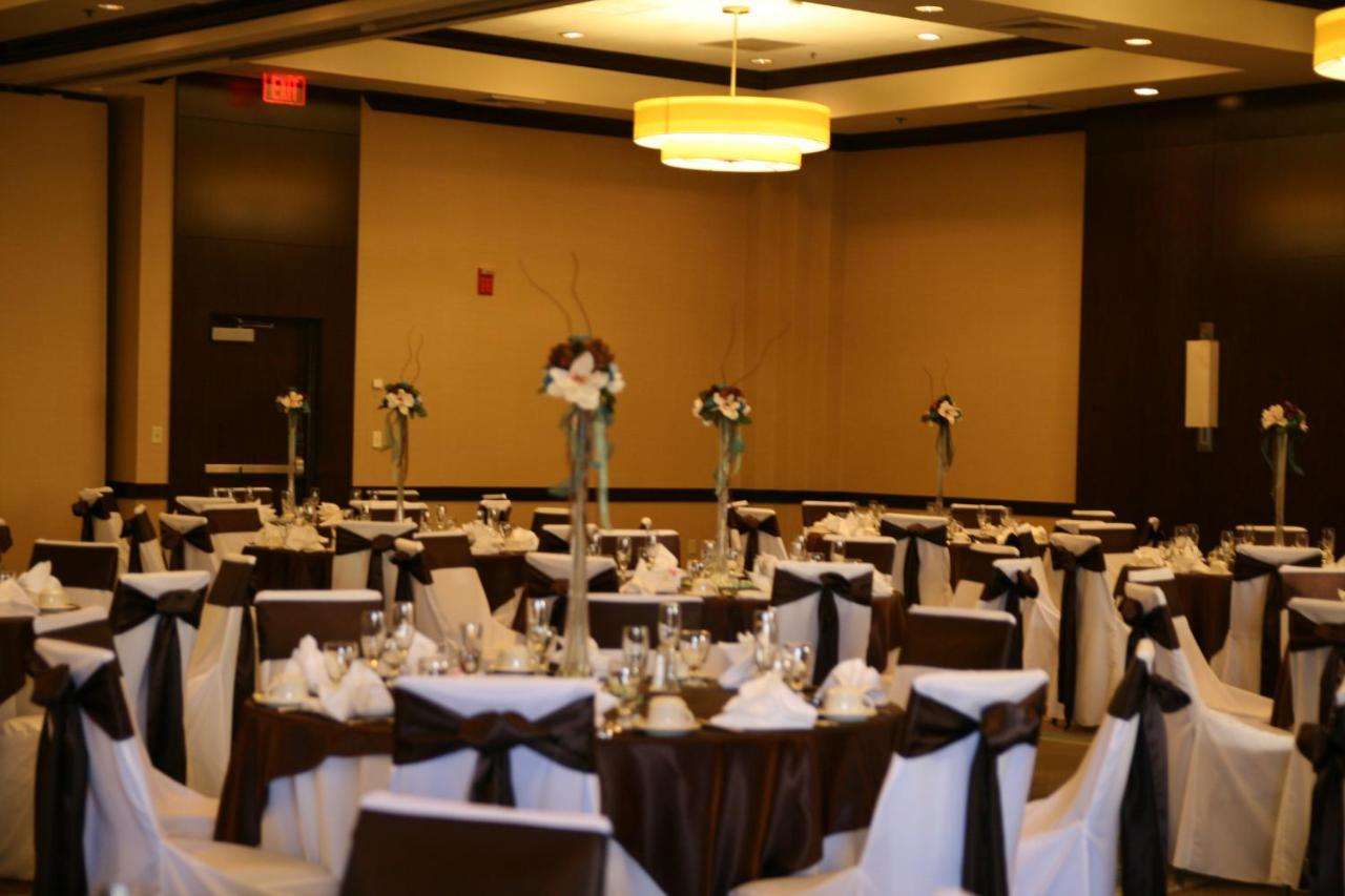 Holiday Inn Virginia Beach - Norfolk By Ihg Экстерьер фото