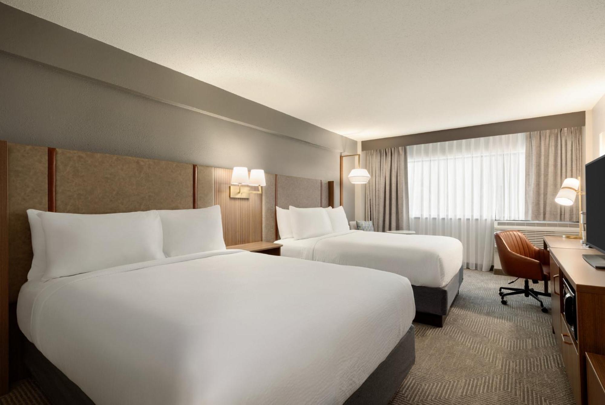 Holiday Inn Virginia Beach - Norfolk By Ihg Экстерьер фото